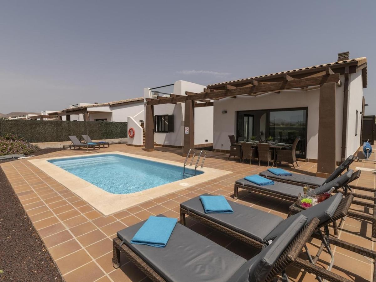 Lightbooking Pueblo Majorero Piscina Climatizada Jove 10 Caleta De Fuste Exterior photo