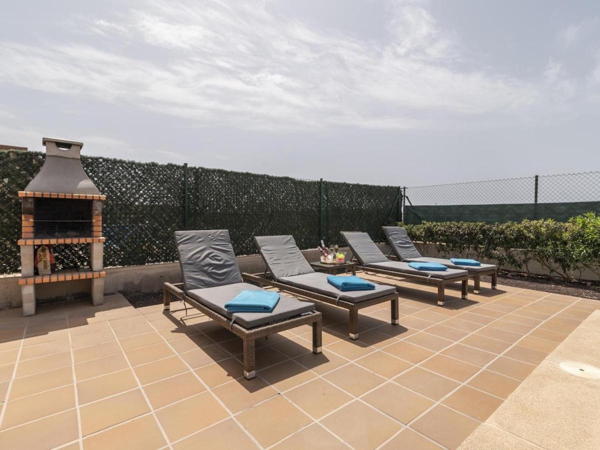 Lightbooking Pueblo Majorero Piscina Climatizada Jove 10 Caleta De Fuste Exterior photo